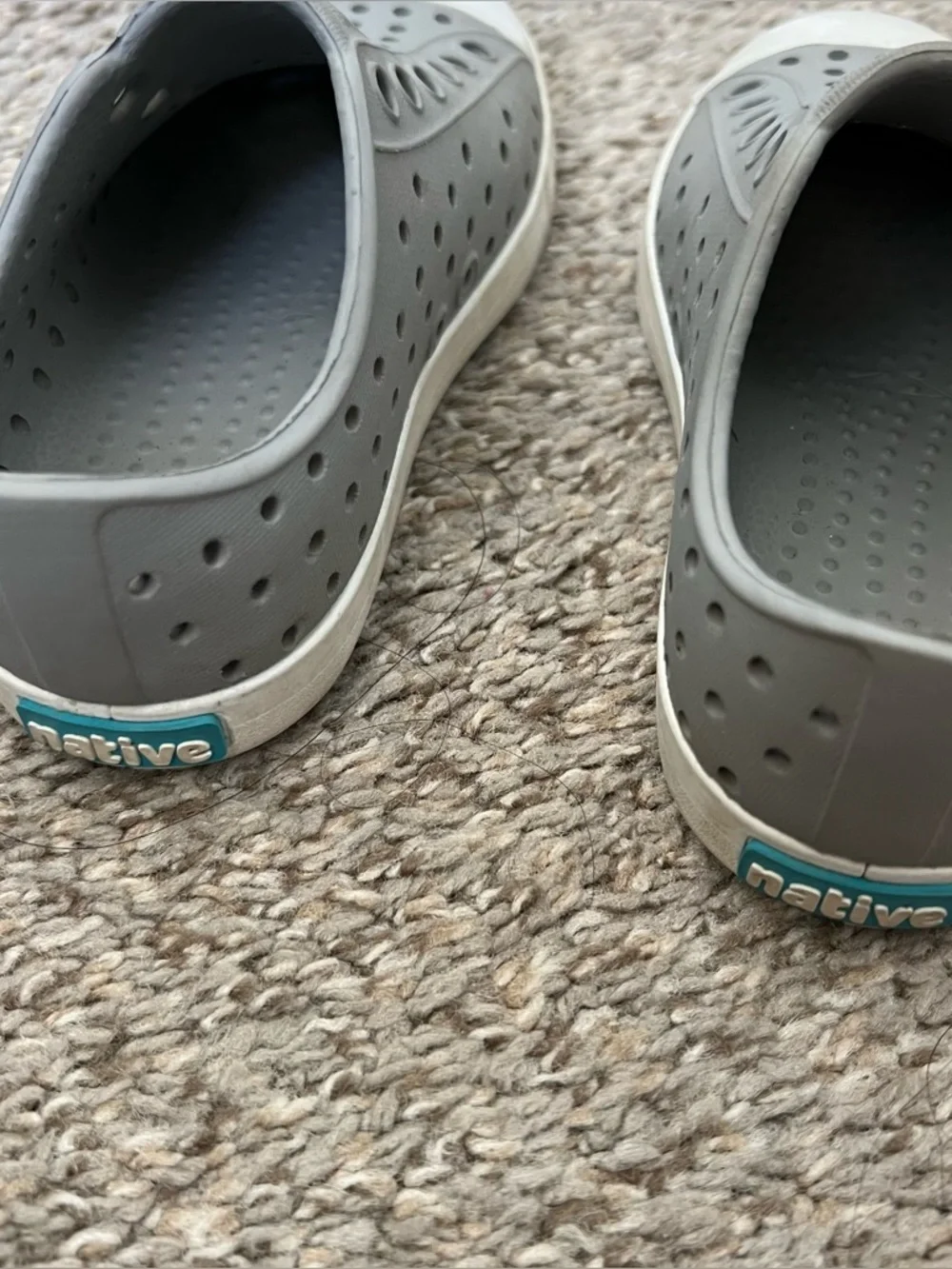 Native Jefferson Slip-On Kids Shoes in Gray Size 7